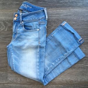American Eagle Jean Capris